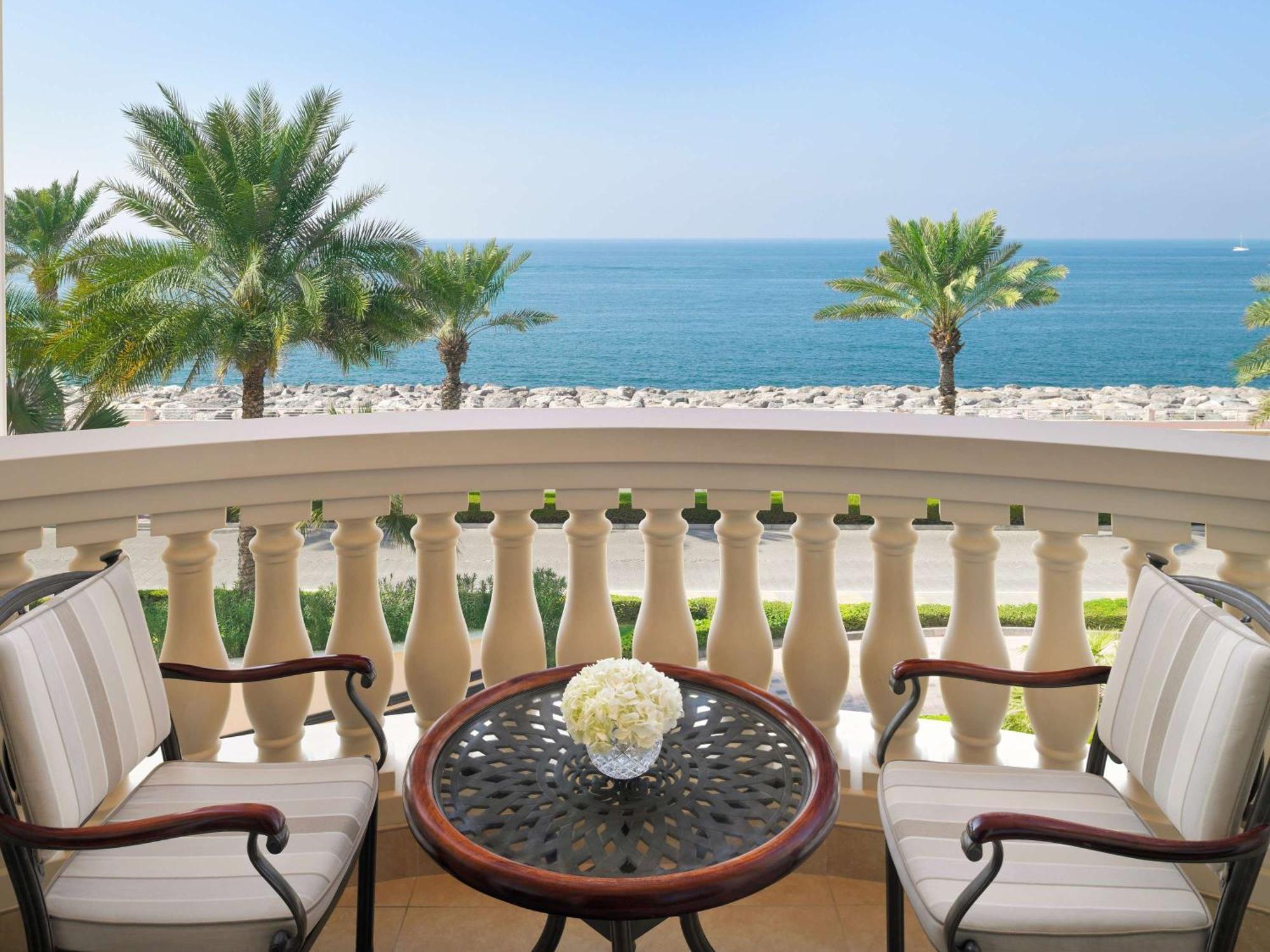 Raffles The Palm Hotel Dubai Exterior photo